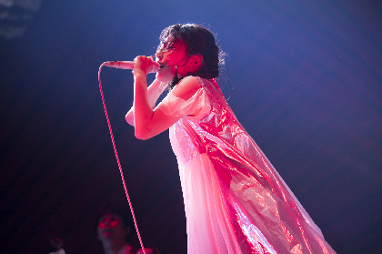 家入レオ、上京から8年、ワンマンライブ88公演目となる全国ツアーファイナルで新曲「もし君を許せたら」を初披露