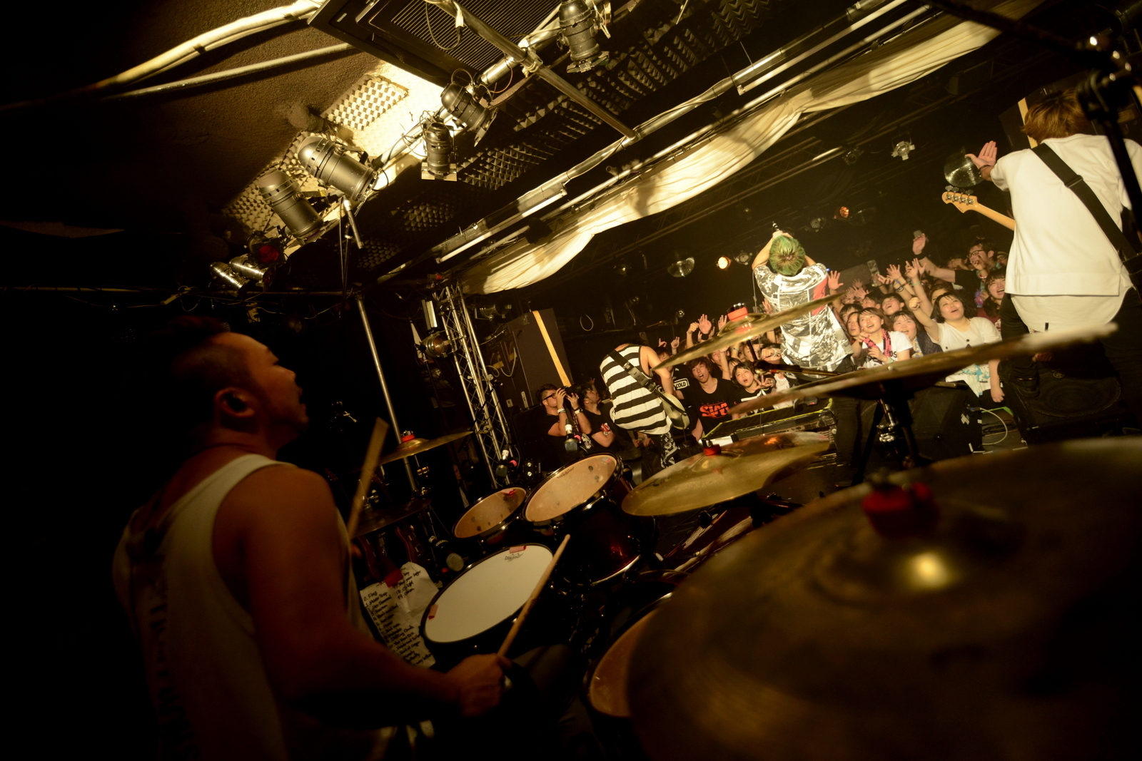 【A DOG HOUSE】20160830_NOISEMAKER