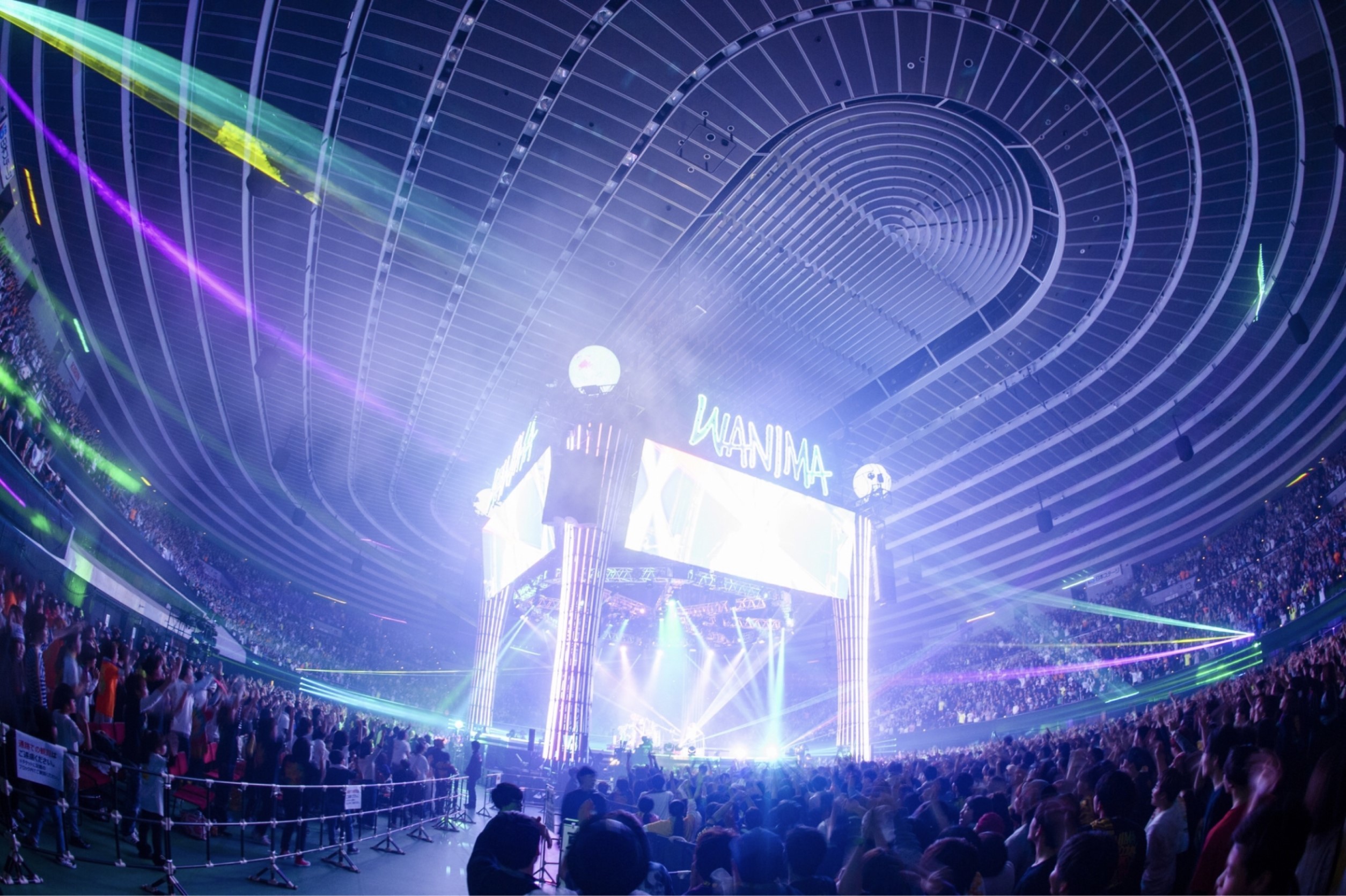 WANIMA『Everybody!! TOUR』アリーナ編が1万4千人の大阪城ホール