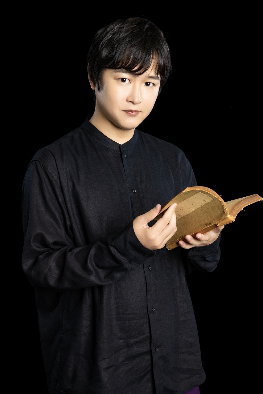 逢坂良太 　　　　　　　　　　撮影：圓岡淳