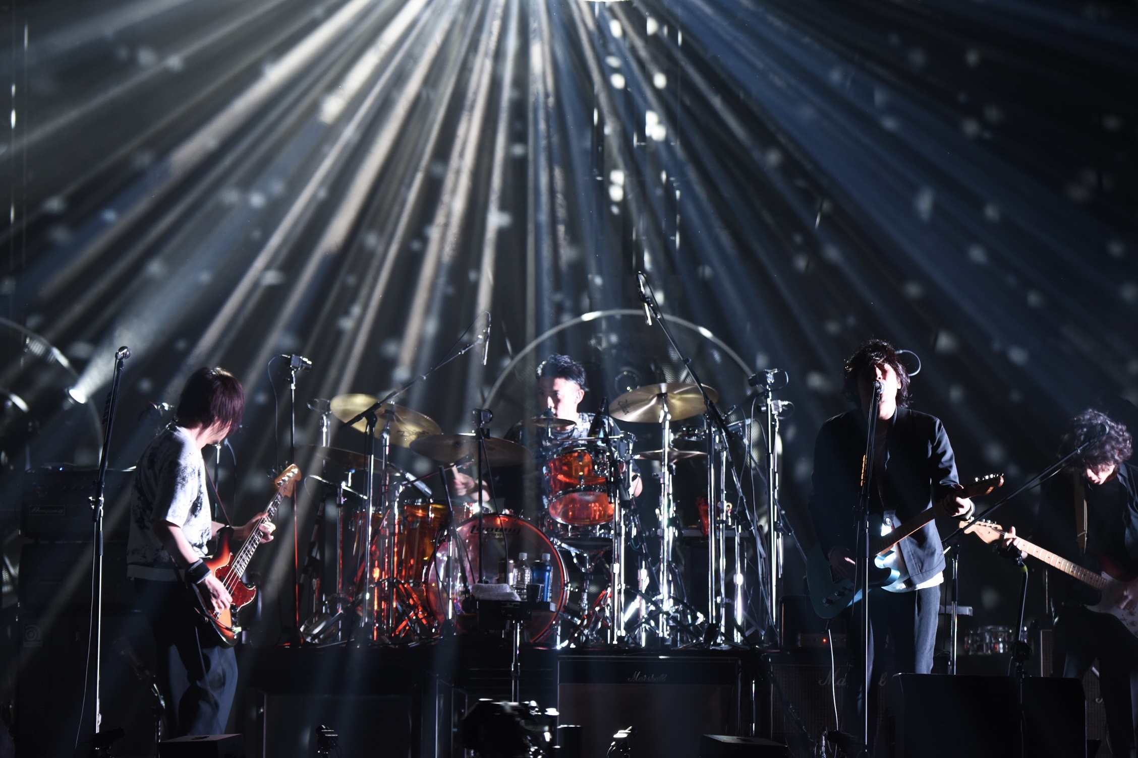 back number『All Our Yesterdays Tour 2017 supported by uP!!!』さいたまスーパーアリーナ公演 撮影＝佐藤祐介