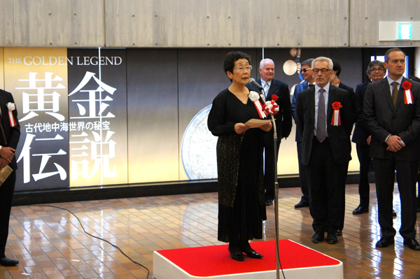 開会式にて挨拶をする国立西洋美術館館長・馬渕朋子さん