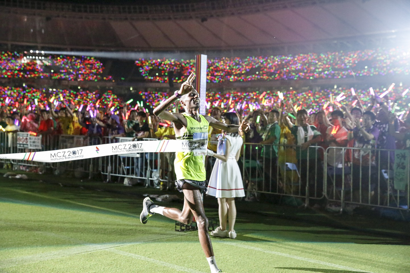 『ももクロ夏のバカ騒ぎ2017 -FIVE THE COLOR Road to 2020- 味の素スタジアム大会会場』2日目サイラス・ジュイ Photo by HAJIME KAMIIISAKA＋Z