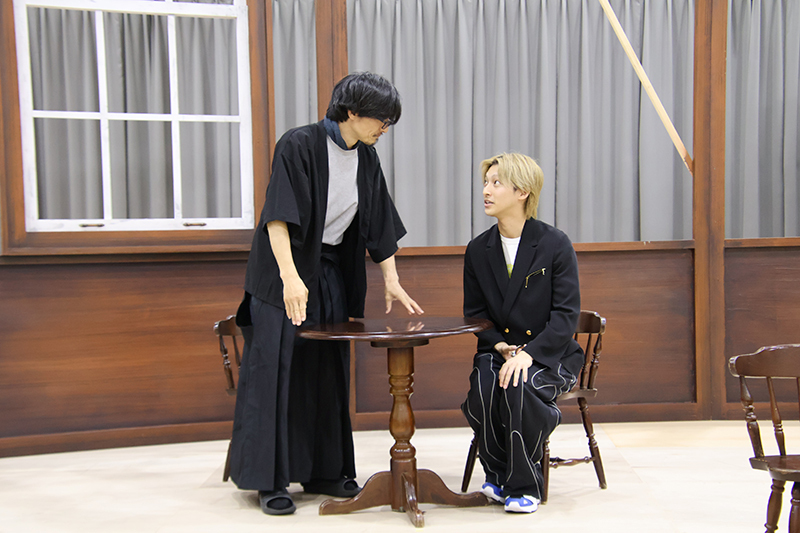 悪童会議 第三回公演『見よ、飛行機の高く飛べるを』稽古場より