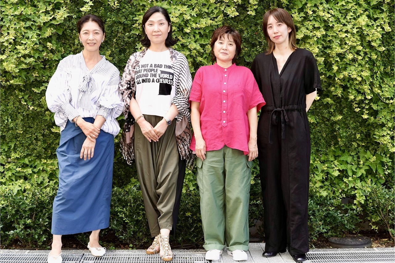 （左から）有森也実、松永玲子、佐藤真弓、保坂萌
