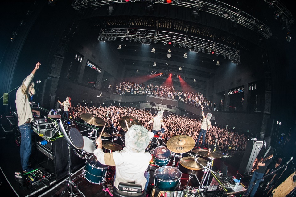 MAN WITH A MISSION　Photo by Daisuke Sakai (FYD inc.)