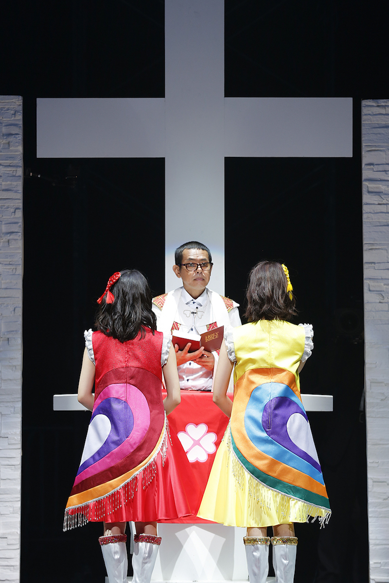 ももいろクローバーZ・百田夏菜子、玉井詩織 photo by HAJIME KAMIIISAKA