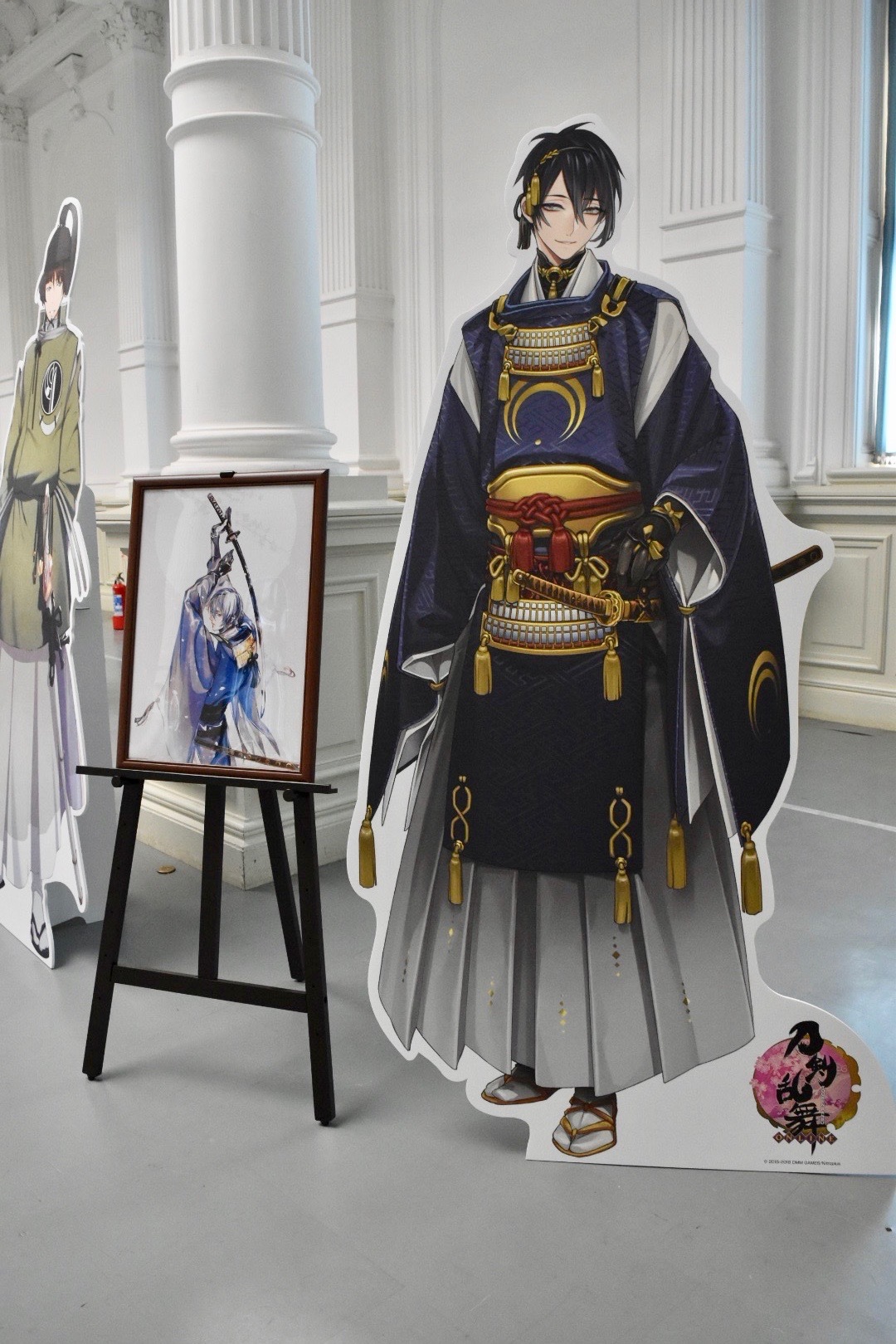 刀剣男士「三日月宗近」等身大パネルと描き下ろしイラスト