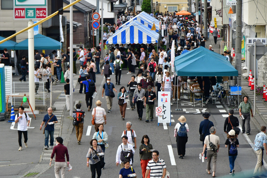 『上諏訪街道 まちあるき呑みあるき』過去開催のようす