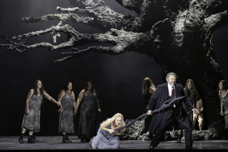 Elisabet Strid and Christopher Maltman in Die Walküre  ©2025 Monika Rittershaus