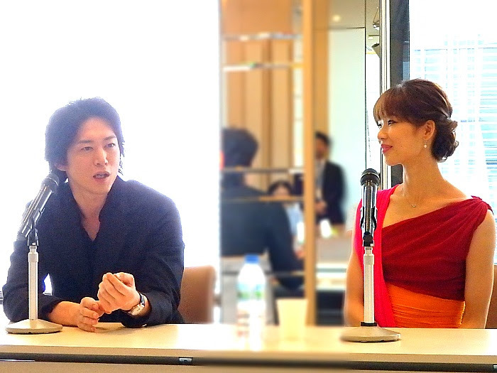 左から宮尾俊太郎、中村祥子