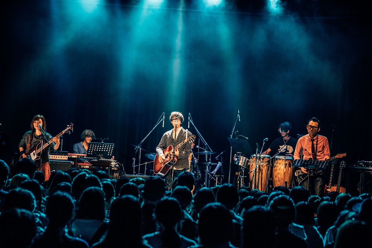シンリズム Photo by Ray Otabe