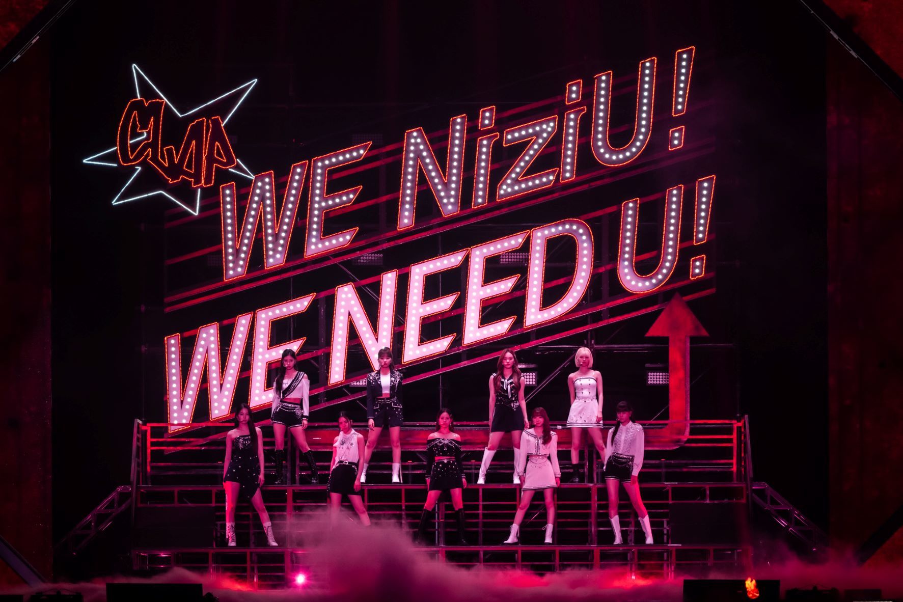 『NiziU Live with U “Burn it Up”』