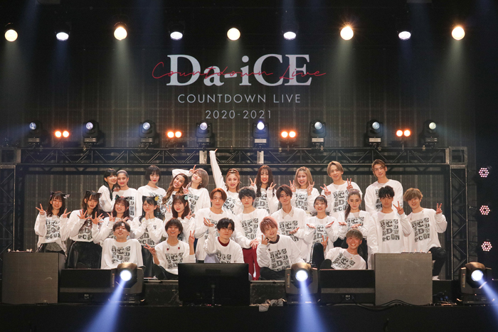 Da-iCEが年越しライブで、話題のドラマ主題歌＆ロックバンド「BLUE ...