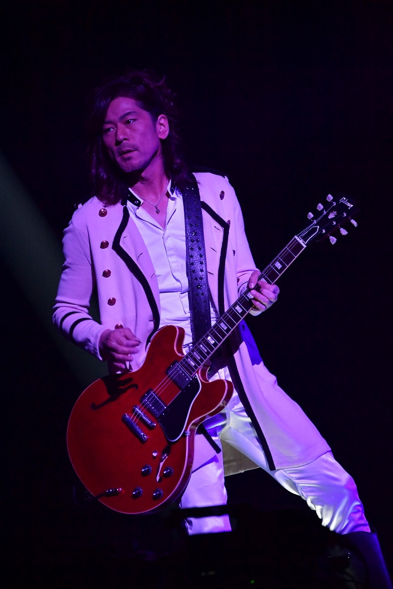 BUCK-TICK 17年連続の日本武道館公演が大盛況、デビュー30周年