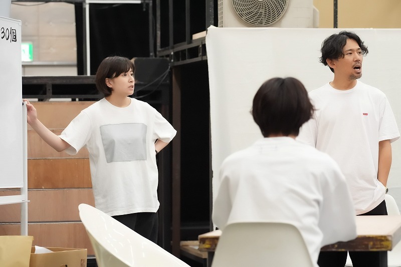 （左から）南沢奈央、岡田義徳