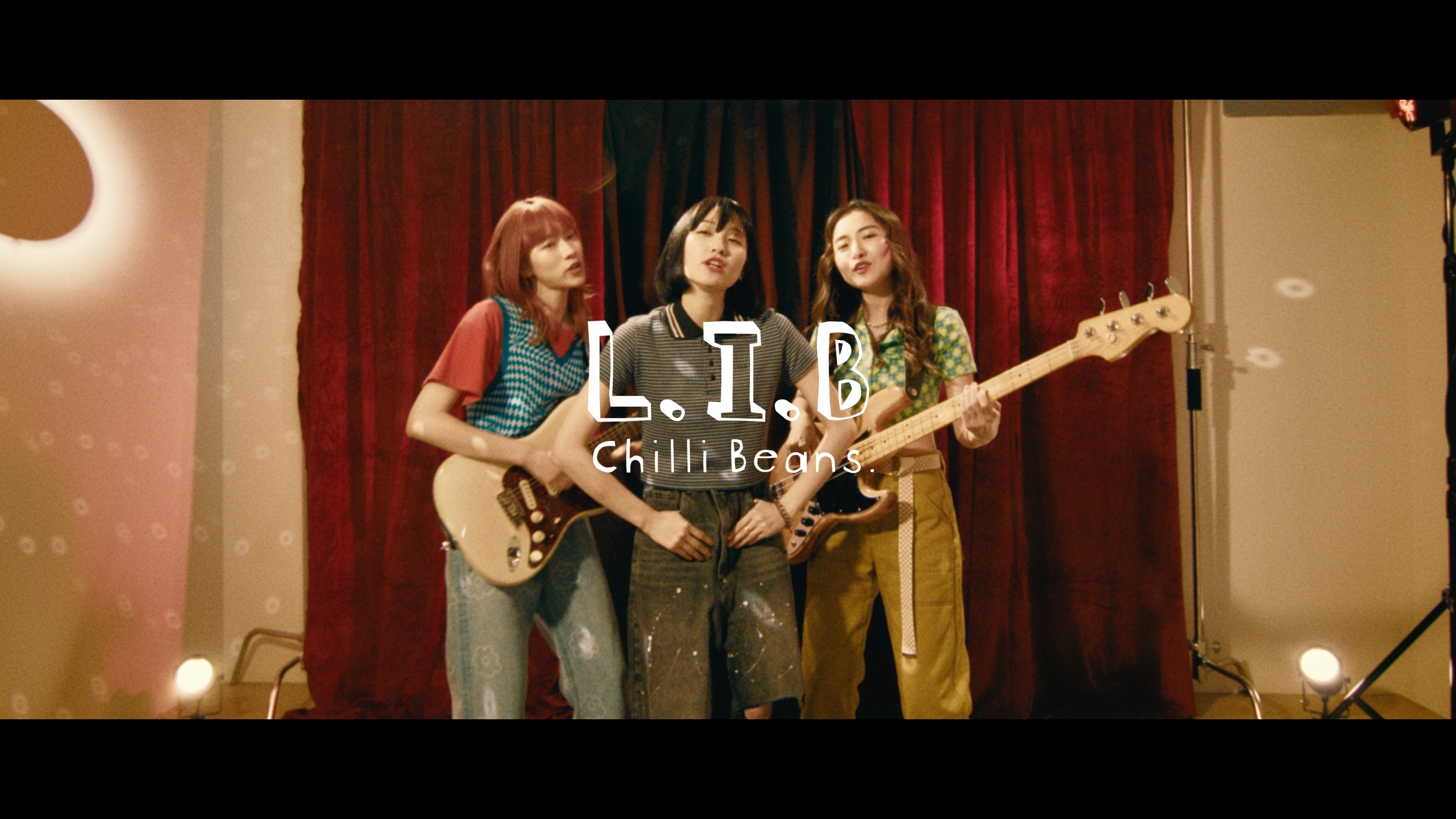 「L.I.B」ミュージックビデオサムネイル