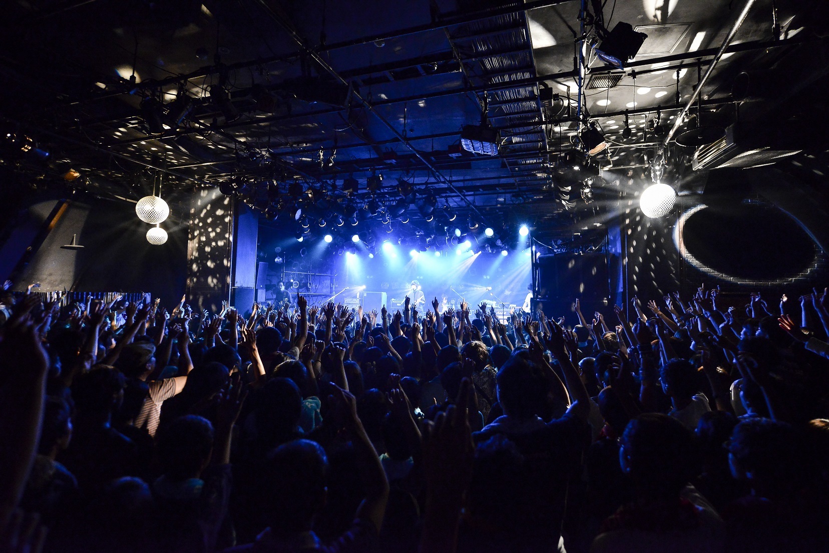 『androp presents " A+ "』ファイナル東京・SHIBUYA CLUB QUATTRO公演 撮影＝Rui Hashimoto (SOUND SHOOTER)