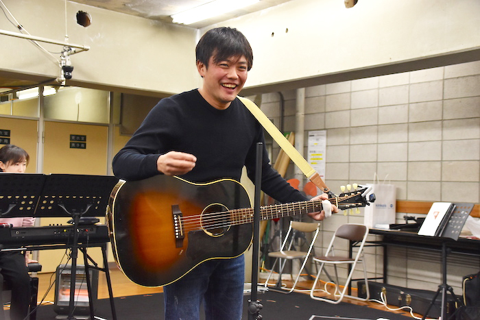 ショーン役の藤岡正明