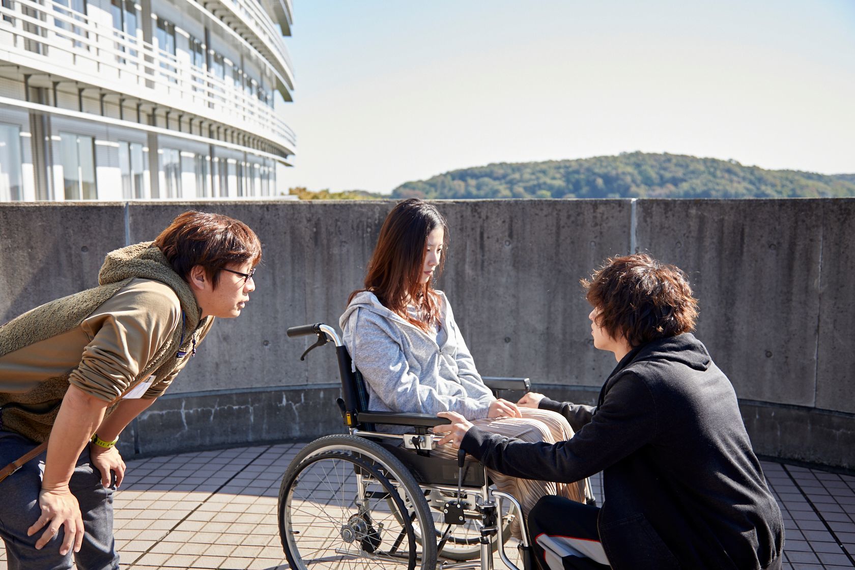 吉高由里子と横浜流星 ふたりの俳優を三木孝浩監督はどう演出したか 映画 きみの瞳が問いかけている メイキングカット3点を公開 Spice エンタメ特化型情報メディア スパイス