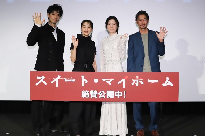 9月2日に東京・六本木で行われた舞台挨拶の様子（写真左から）齊藤工監督、奈緒、蓮佛美沙子、窪塚洋介