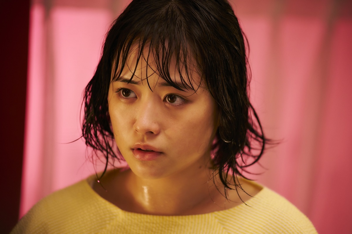 大原櫻子 (C)「びしょ濡れ探偵　水野羽衣」製作委員会