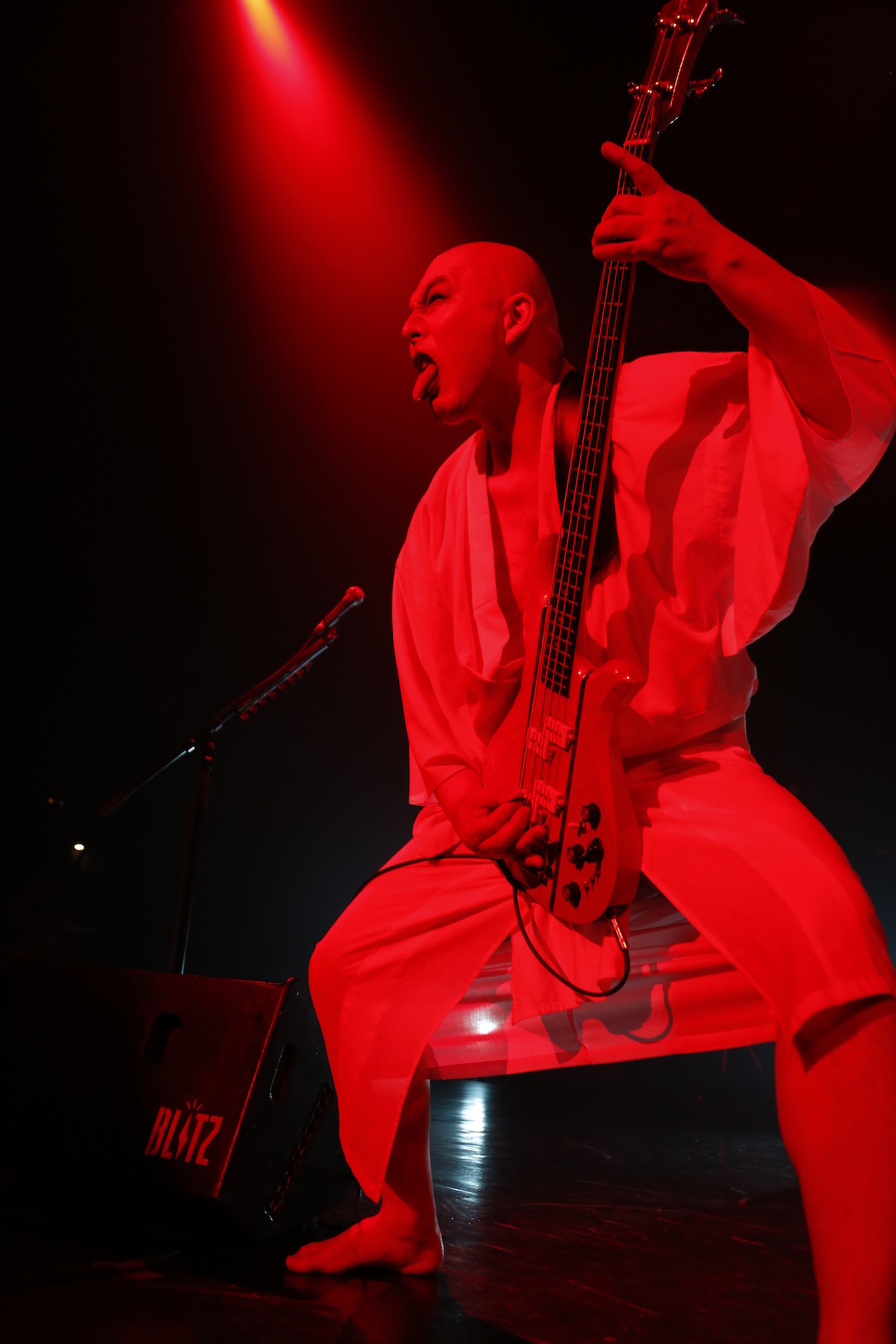 人間椅子・鈴木研一 　PHOTO BY ほりたよしか