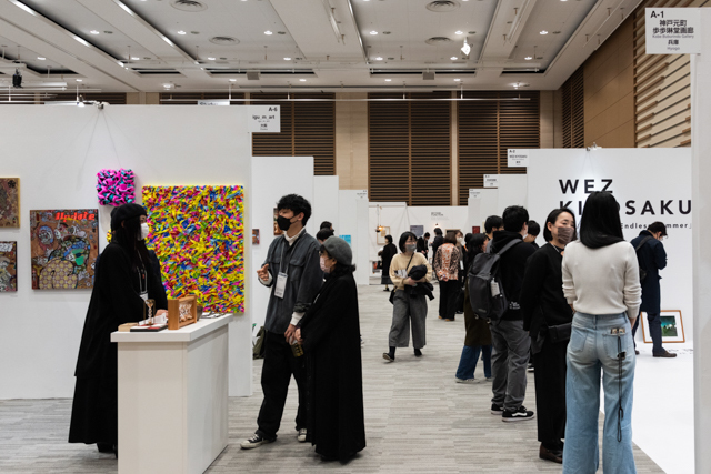 2023年2月に開催されたアートフェアの様子  　Photo by Kohei Matsumura