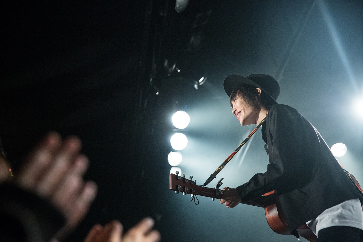 ウソツキ 撮影＝山野浩司