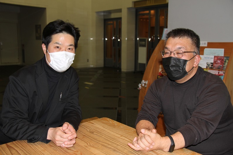 音楽監督 大谷圭介．、企画制作 上田晶人（左より） 　　　(C)Ｈ.isojima