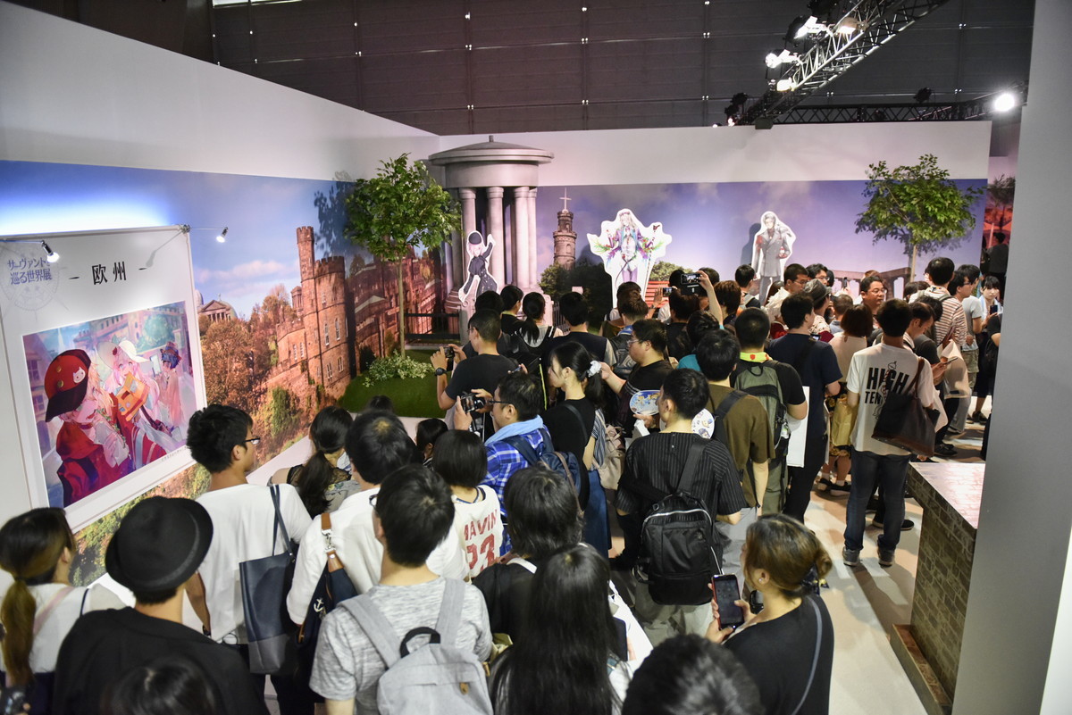 欧州の展示。写真を撮る人で始終ごった返していた