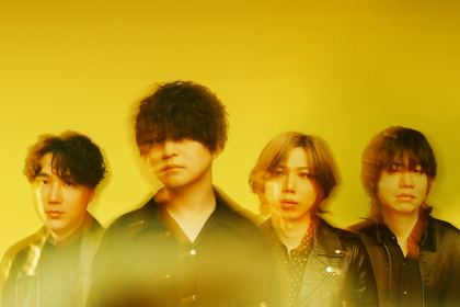 Official髭男dismが陸上のトラックを走り出す　新曲「らしさ」ミュージックビデオのティザー映像を公開