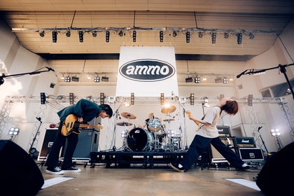 ammo、3人が生み出す、吐き出す、奏でる音楽を受け止め、愛したーー大阪での初野外ワンマン『インマイライブ・クォーターライフ』2時間を超える壮絶なステージ