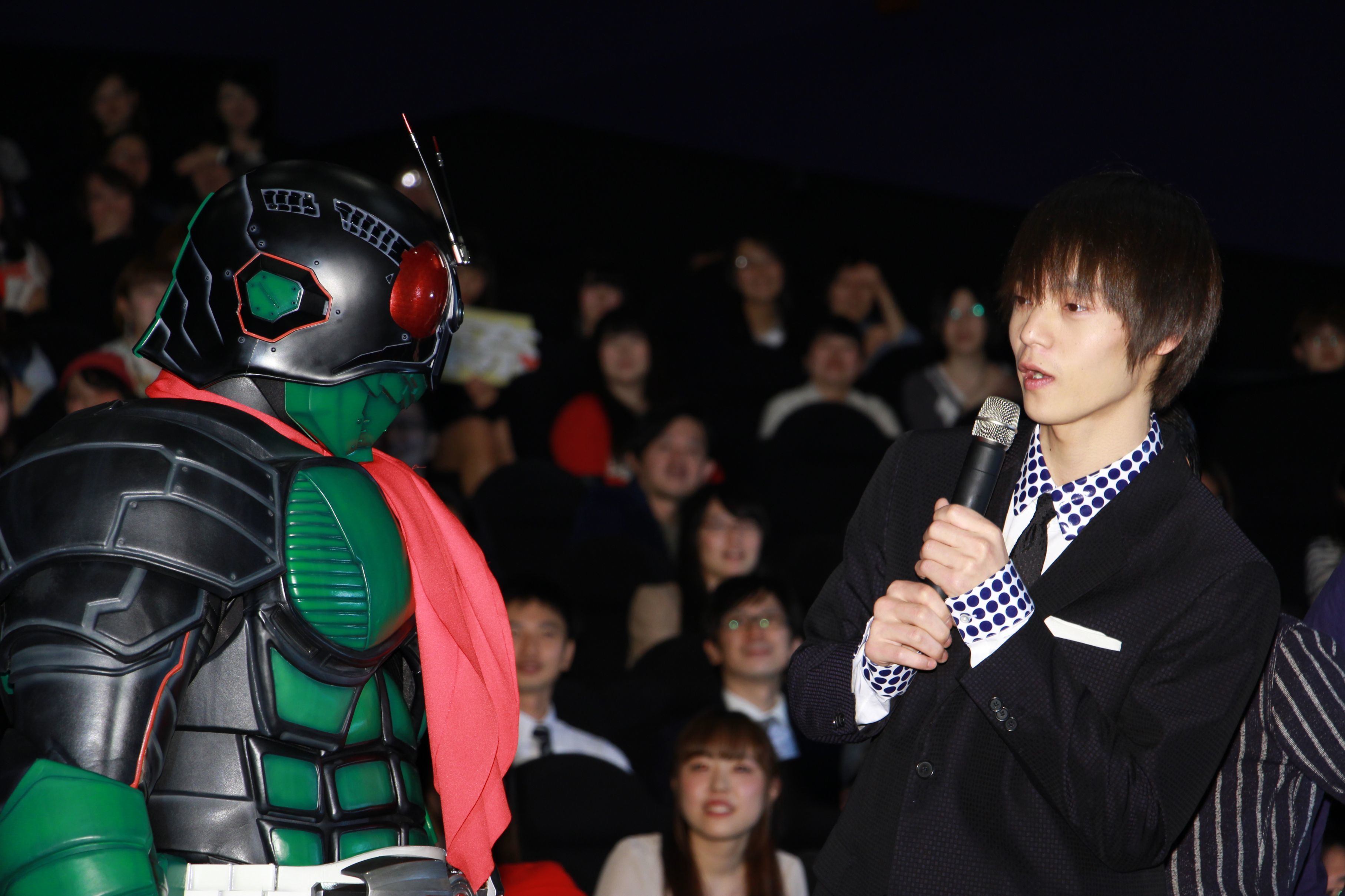 画像 窪田正孝 仮面ライダー1号の手を握り満面の笑顔 ヒーローマニア 生活 完成ヒーロー上映会 の画像10 14 Spice エンタメ特化型情報メディア スパイス