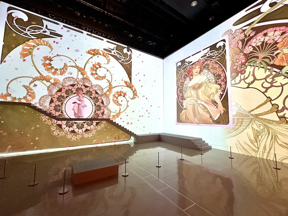 第4章展示風景 (C) 2024 Mucha Trust-Grand Palais Immersif -Bunkamura 