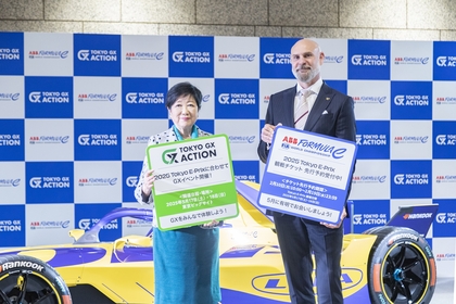 小池百合子東京都知事がフォーミュラEとの再会に大興奮!  5月の『Tokyo E-Prix』を前に観戦を呼びかけ