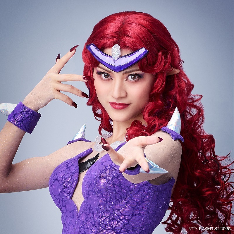 ＜クイン・ベリル＞露詰茉悠                　　  (C)武内直子・PNP／“Pretty Guardian Sailor Moon” The Super Live 製作委員会 2025