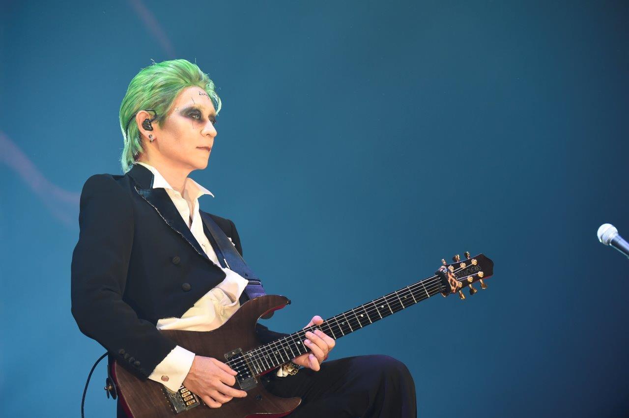 VAMPS『HALLOWEEN PARTY 2016』10月28日　撮影＝今元秀明、緒車寿一、田中和子