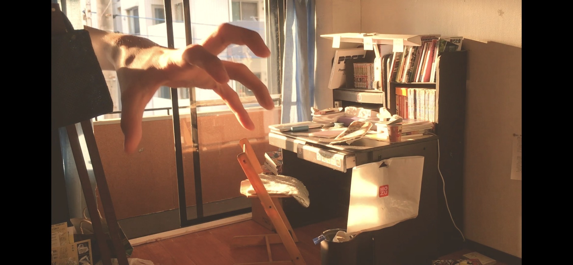 自分の部屋 (C)MOZU STUDIOS