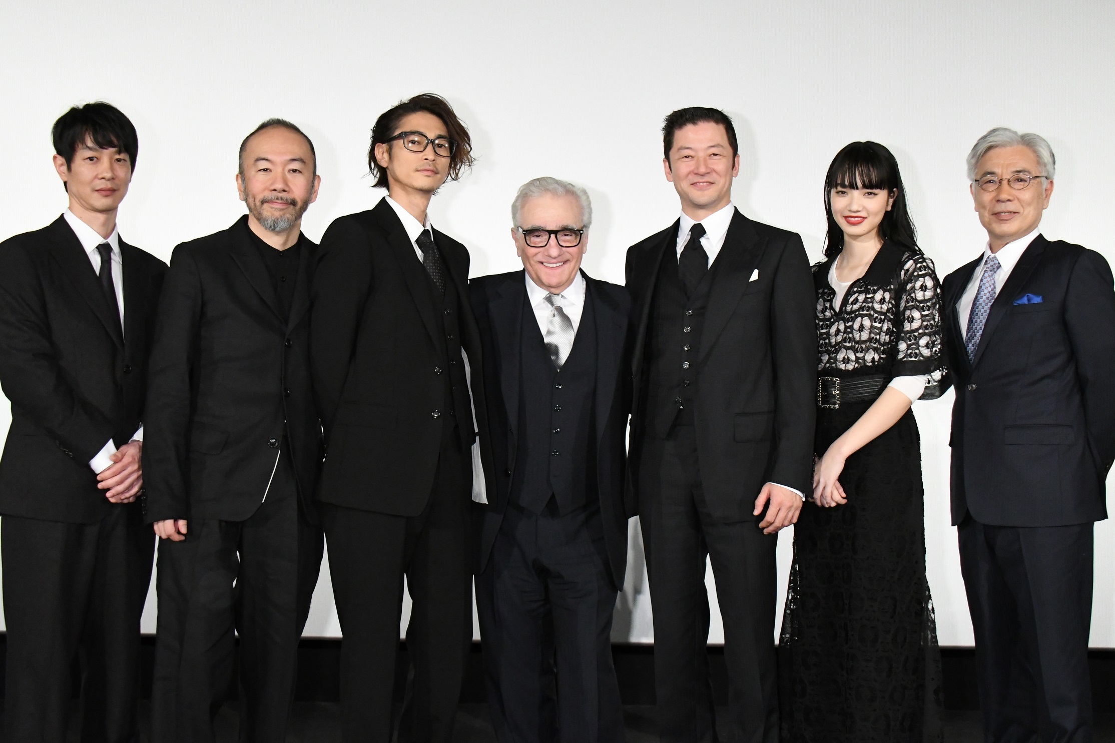 左から、加瀬亮、塚本晋也、窪塚洋介、マーティン・スコセッシ監督、浅野忠信、小松菜奈、イッセー尾形