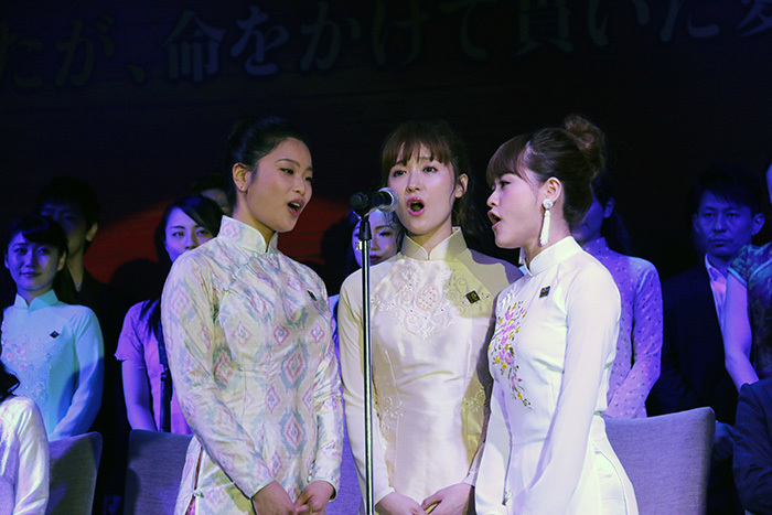 笹本玲奈、昆夏美、キム・スハ