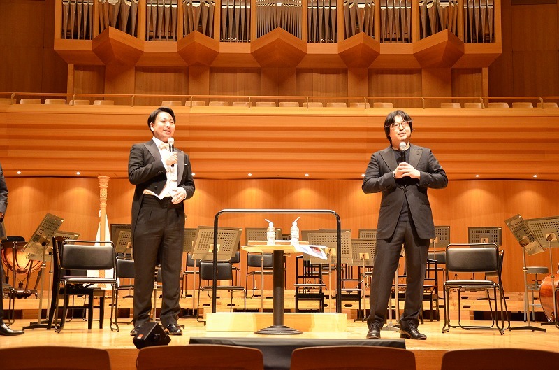 バイオリニストの岡本誠司（左）と反田恭平（右）