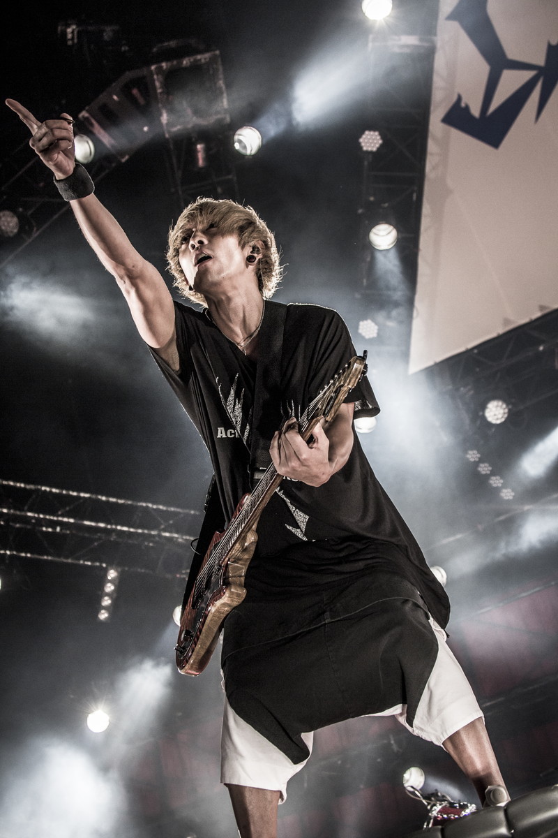 最新 Uverworld 彰 画像 ガサタメガ