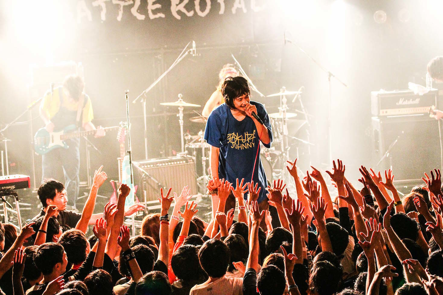 『BATTLE ROYAL』a flood of circle VS 爆弾ジョニー Photo by 渡邉一生（SLOT PHOTOGRAPHIC）