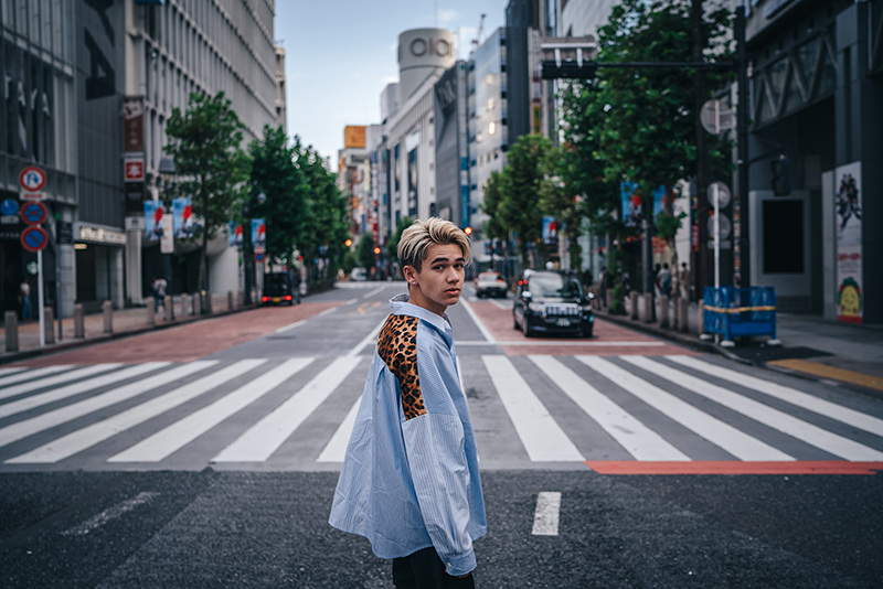 INTERSECTION　Photo by RK (Instagram: @rkrkrk)