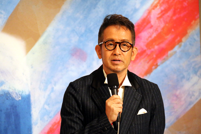 宮本亜門「90歳になる父が毎日観に来るイキオイで楽しみにしています」