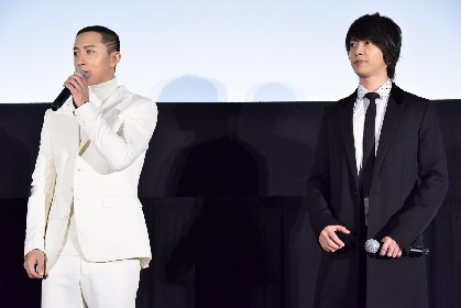 ハンギョンと山下智久、上半身裸のワイルドな舞台裏を明かす　山下の全身剃毛？告白に驚く一幕も「スベスベでした」