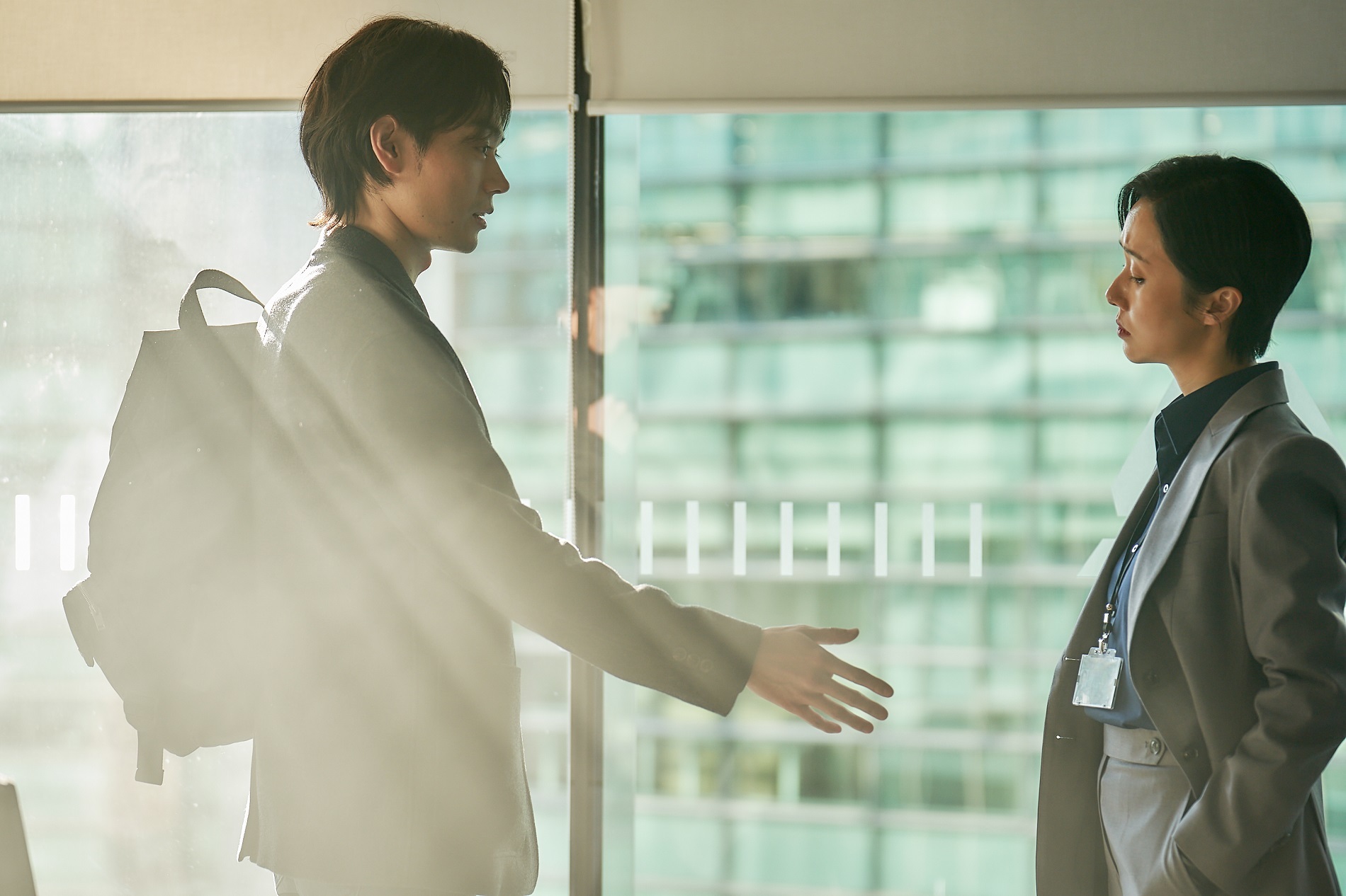 菅田将暉　Netflixシリーズ『寄生獣 －ザ・グレイ－』独占配信中
