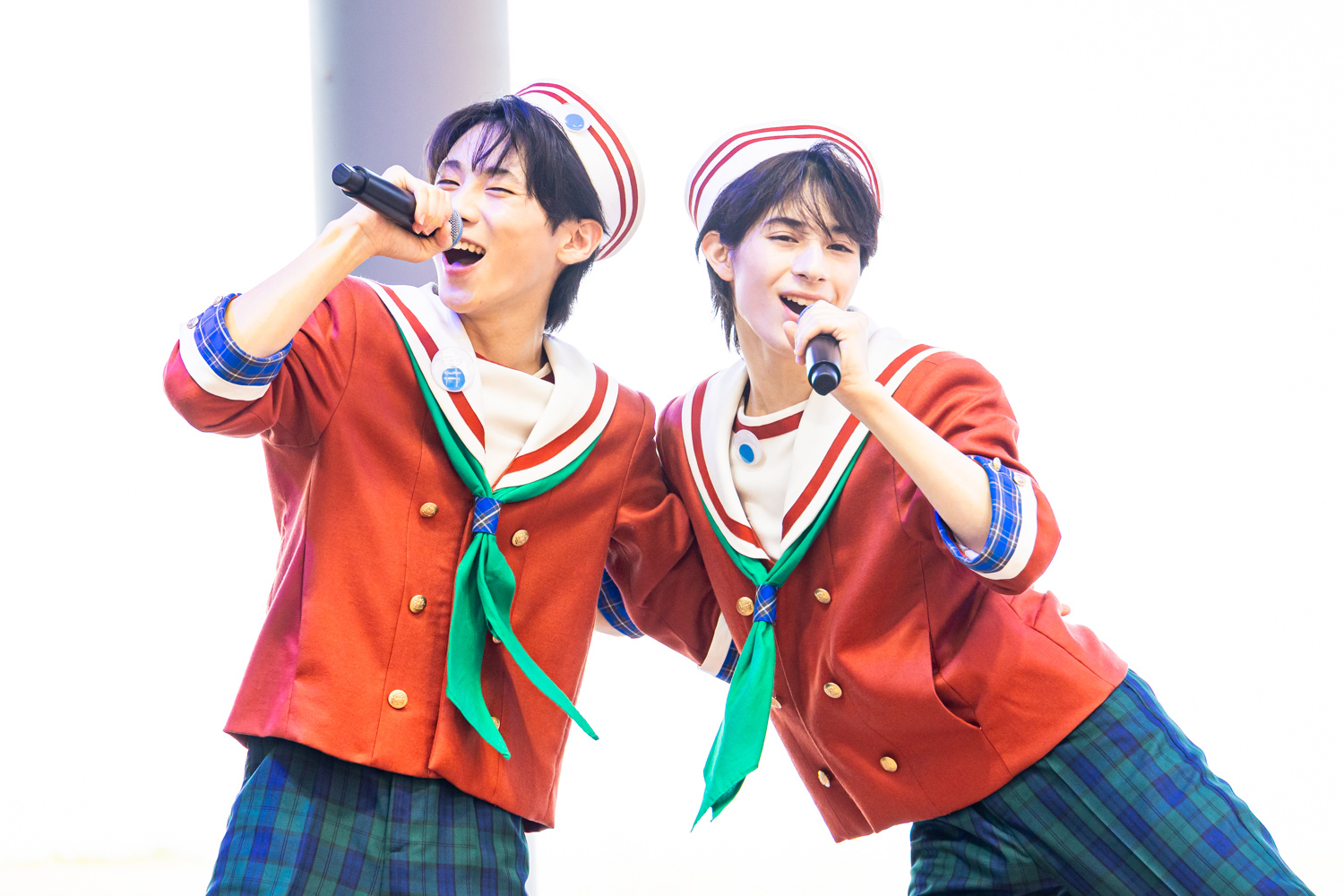左から髙山晴澄、崎元リスト