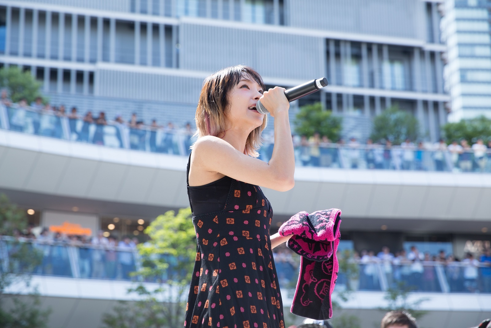 Lisa 新曲 だってアタシのヒーロー をリリースイベントで熱唱 夏休みのラゾーナ川崎をさらに熱くさせる Spice エンタメ特化型情報メディア スパイス